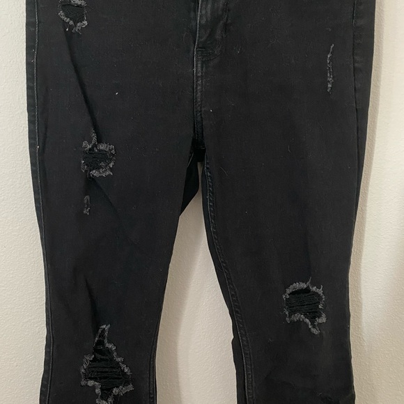 Black distressed jeans - Picture 3 of 5